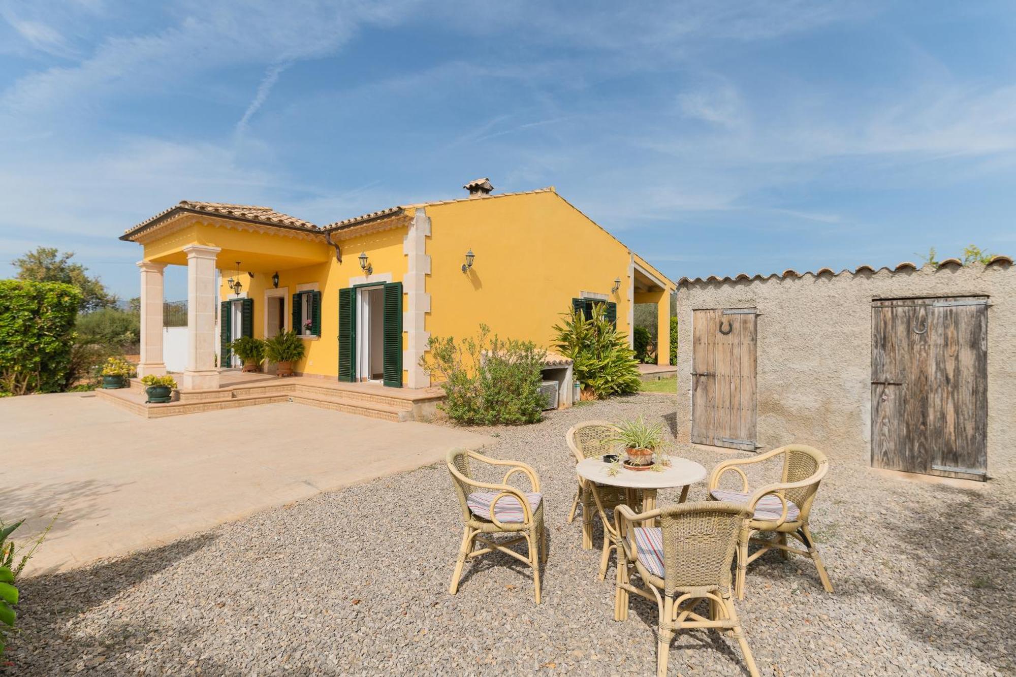 Son Serra Country For 4 Near