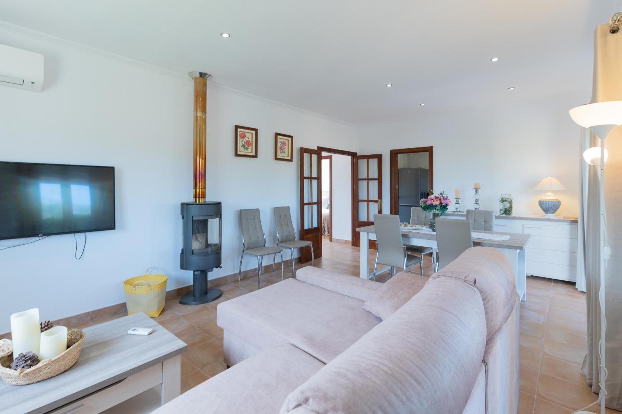 Vakantiehuis Son Serra Country For 4 Near